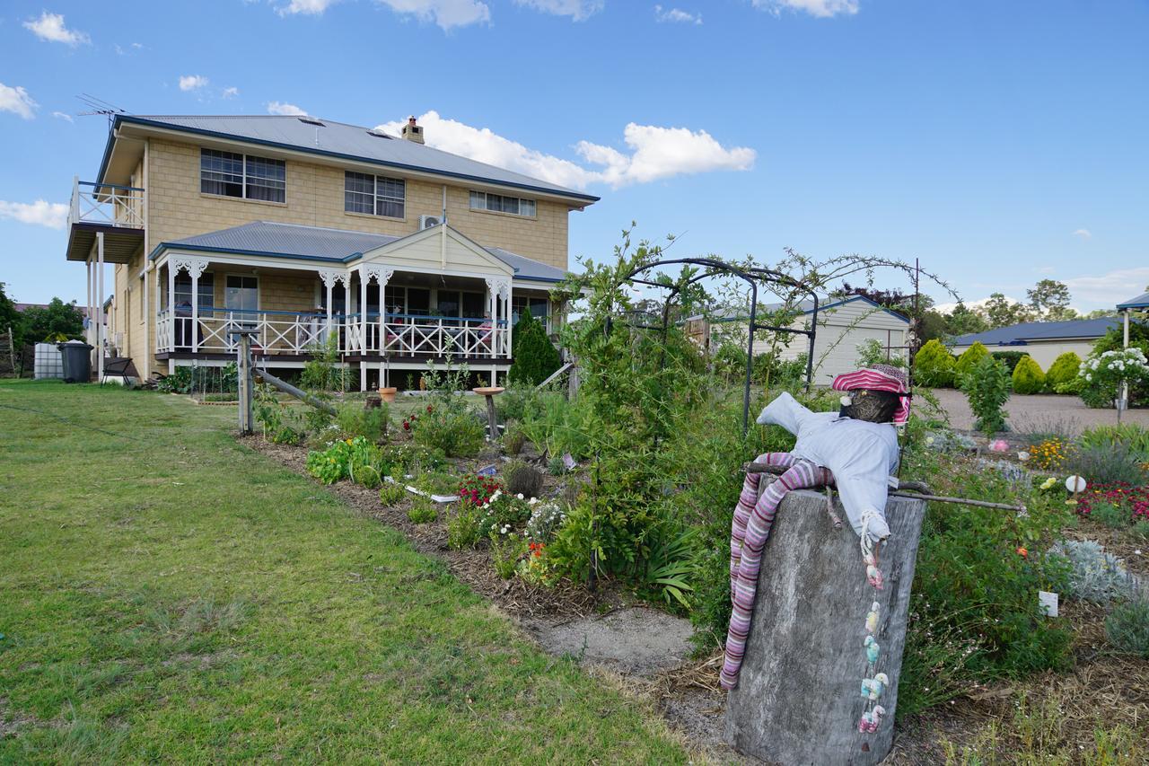Grovely House Acomodação com café da manhã Stanthorpe Exterior foto